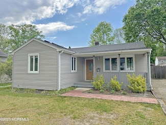 36 Field Ave, Red Bank, NJ 07701
