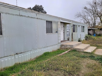 2159 W Kennedy St, Madera, CA 93637