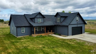 166 Eric Rd, Shoshone, ID 83352