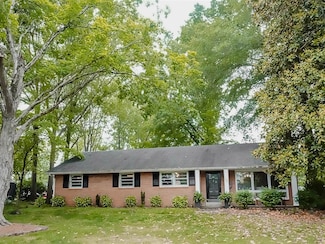 729 Morehead Way, Bowling Green, KY 42104