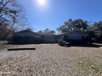8 Kays Dr, Long Beach, MS 39560