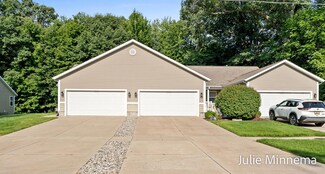 1209 Moreland St, Grand Haven, MI 49417