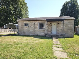 1102 27th St, Vienna, WV 26105