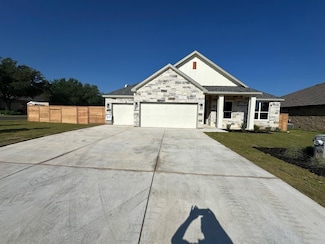 421 Spyglass St, Meadowlakes, TX 78654