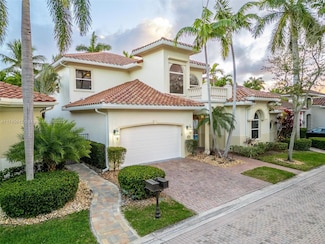 920 Captiva Dr, Hollywood, FL 33019