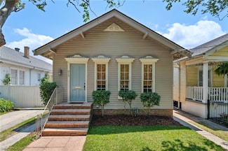 317 Henry Clay Ave, New Orleans, LA 70118