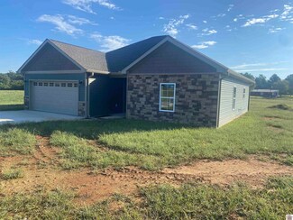 36 Stonegate Dr, Cadiz, KY 42211