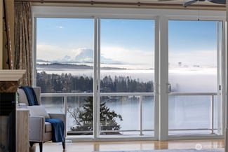 11838 89th Place NE, Kirkland, WA 98034