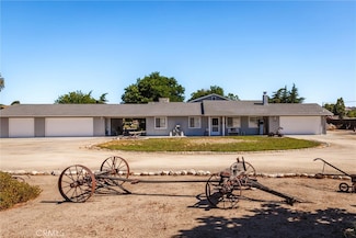 8210 Creston Rd, Paso Robles, CA 93446