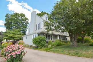 36 Nelson St, Framingham, MA 01702