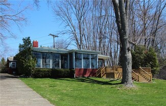 4101 Lake View Dr, Bemus Point, NY 14712