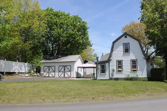 52 Dewey St, Springfield, VT 05156