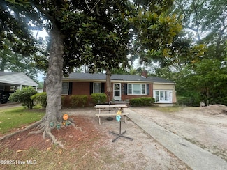 2602 Tryon Dr, Greenville, NC 27858