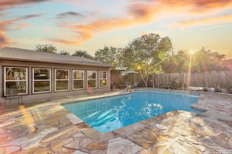111 Calumet Place, San Antonio, TX 78209