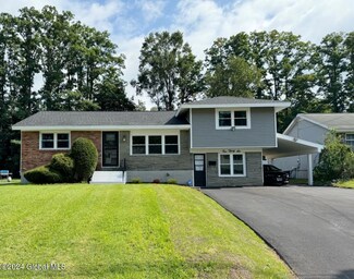 136 E Palmer Ave, Schenectady, NY 12303
