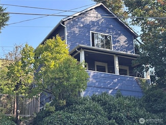 708 N 38th St Unit 1, Seattle, WA 98103