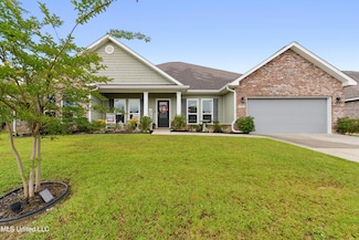 10620 Chapelwood Dr, Gulfport, MS 39503
