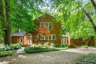 13760 Swans Way, Three Oaks, MI 49128