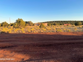 1328 W Yukon Dr, Ash Fork, AZ 86320