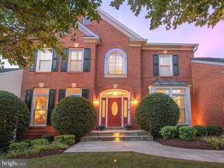 47233 Ox Bow Cir, Sterling, VA 20165