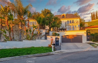 4862 Galendo St, Woodland Hills, CA 91364