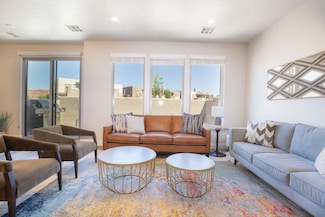 2306 N Park Center Dr Unit 43, Washington, UT 84780