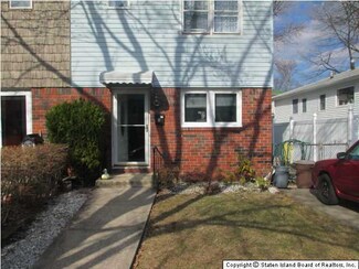 77 Vincent Ave, Staten Island, NY 10306