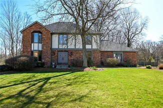 9379 Sherwood Trail, Brecksville, OH 44141