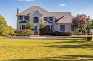 235 Rock Rd W, Lambertville, NJ 08530