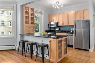 18 Centre St Unit 205, Cambridge, MA 02139