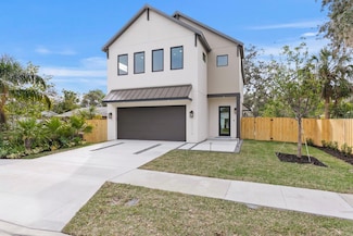 2554 Arlington St, Sarasota, FL 34239