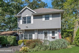 187 Delaware Ave, Atlantic Highlands, NJ 07716
