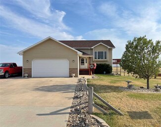 14789 Sunlight Dr, Rapid City, SD 57703