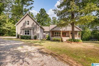 10768 Mallard Dr, Cottondale, AL 35453