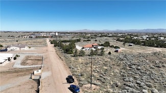 44 Christina Rd, Hesperia, CA 92344