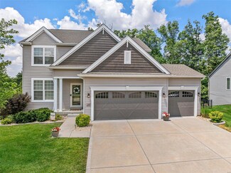 209 Grayleaf Ct, Wentzville, MO 63385