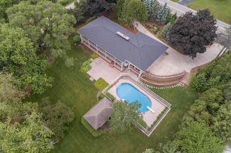 W140N7668 Lilly Rd, Menomonee Falls, WI 53051