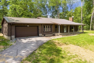 2662 E Banet Rd, Salem, IN 47167