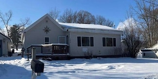 206 Grant St, Rose City, MI 48654