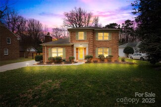 1116 Berry Ridge Rd, Charlotte, NC 28270