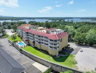 130 Grand Isle Dr Unit 3F, Hot Springs National Park, AR 71913
