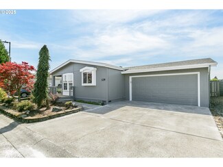 16500 SE 1st St Unit 129, Vancouver, WA 98684