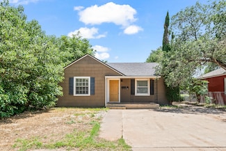 2213 27th St, Lubbock, TX 79411