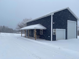 700 Old County Rd, Etna, ME 04434