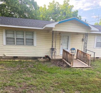 312 E 6th St, Wanette, OK 74878