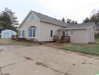 2135 Hancock Ave, Moville, IA 51039
