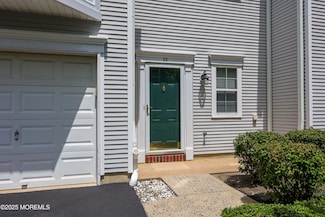 52 Picket Place Unit 1000, Freehold, NJ 07728