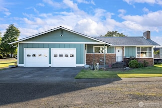 209 E 3rd St, Everson, WA 98247