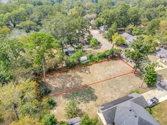 615 Red Springs Ave, Mount Pleasant, TX 75455