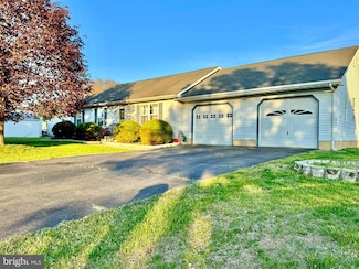 717 W Commerce St, Smyrna, DE 19977